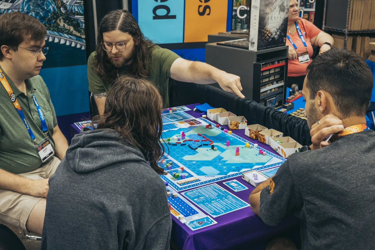 Players being taught Pivot at Origins